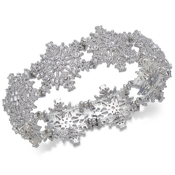 Holiday lane Jewelry - Macys Holiday Lane Snowflake Bracelet Earring set